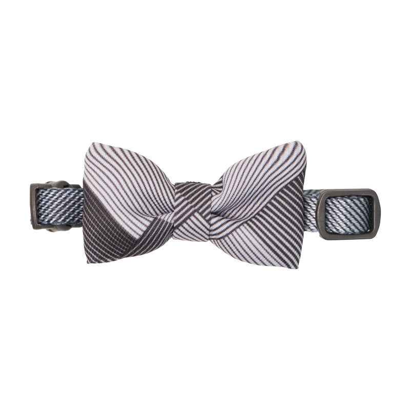 Kitty's diabolical bowtie cat collar