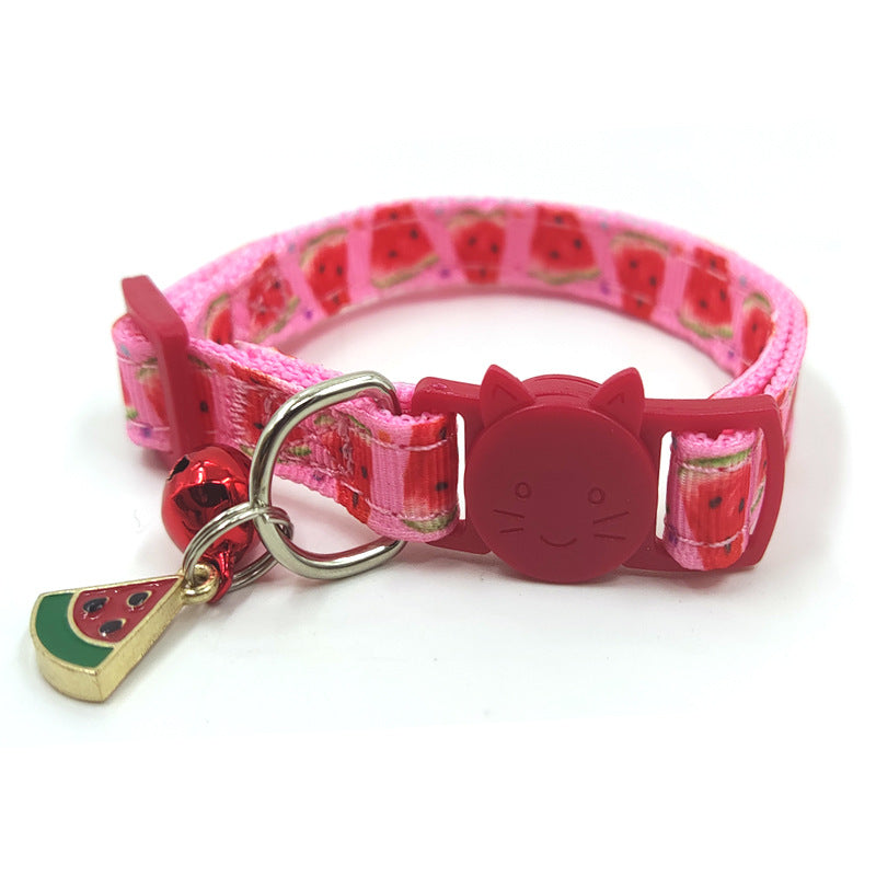 Kitty's cool collar with sounding bell