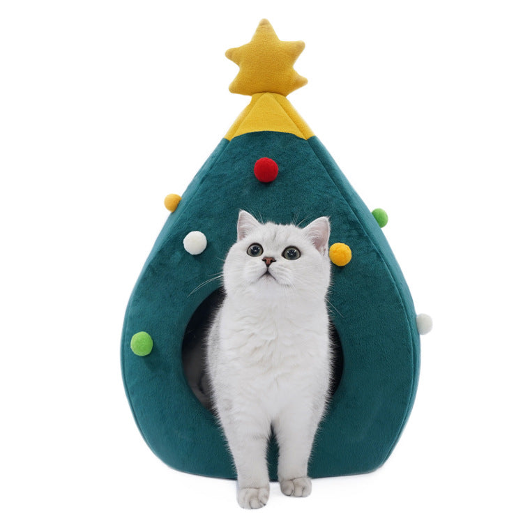 Kitty's christmas tree hide away